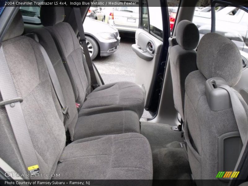 Indigo Blue Metallic / Medium Pewter 2004 Chevrolet TrailBlazer LS 4x4
