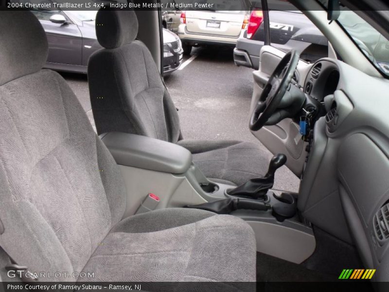 Indigo Blue Metallic / Medium Pewter 2004 Chevrolet TrailBlazer LS 4x4