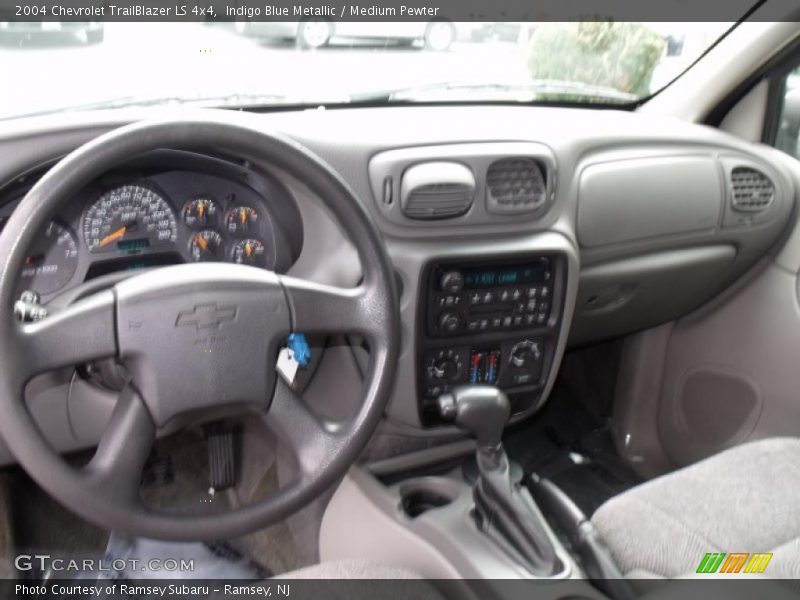Indigo Blue Metallic / Medium Pewter 2004 Chevrolet TrailBlazer LS 4x4
