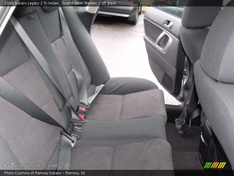 Quartz Silver Metallic / Off Black 2009 Subaru Legacy 2.5i Sedan