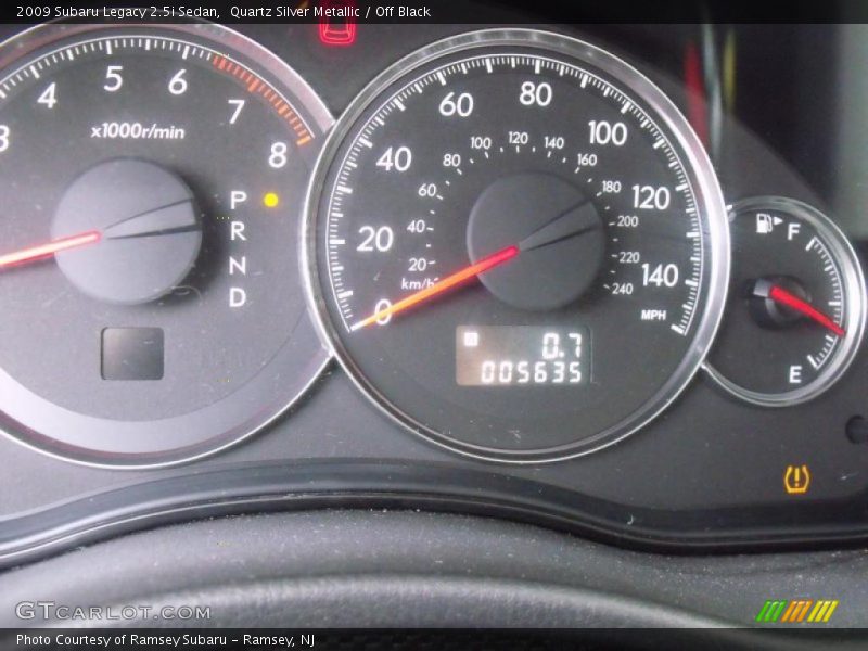 Quartz Silver Metallic / Off Black 2009 Subaru Legacy 2.5i Sedan