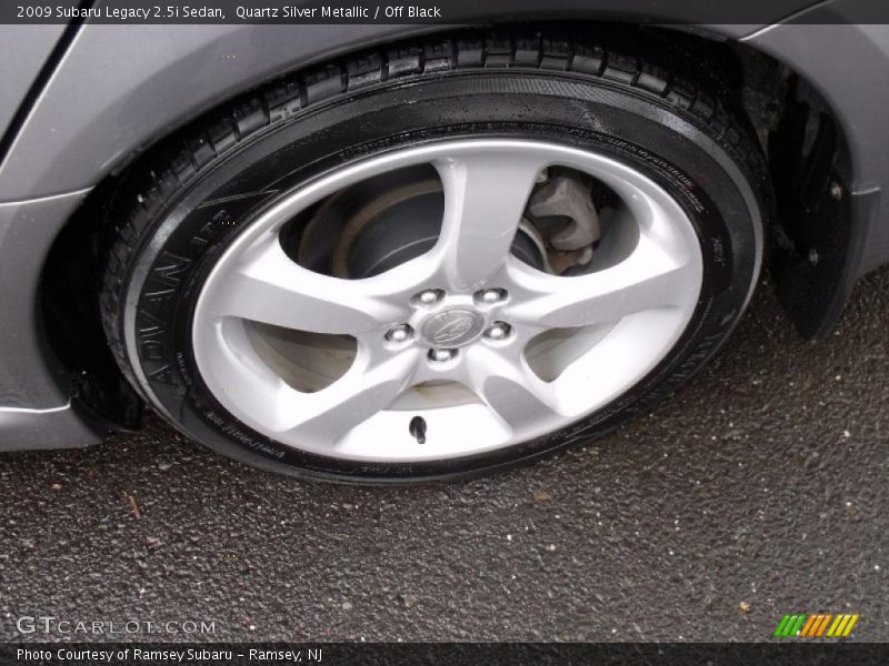 Quartz Silver Metallic / Off Black 2009 Subaru Legacy 2.5i Sedan