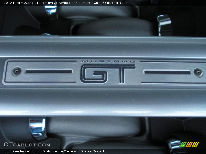  2012 Mustang GT Premium Convertible Logo