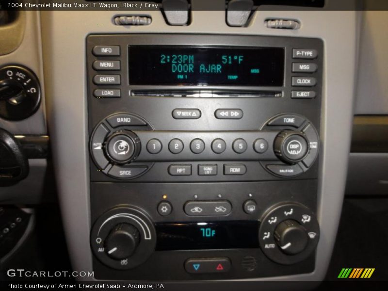 Controls of 2004 Malibu Maxx LT Wagon