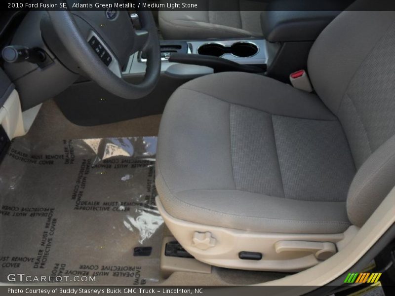 Atlantis Green Metallic / Medium Light Stone 2010 Ford Fusion SE