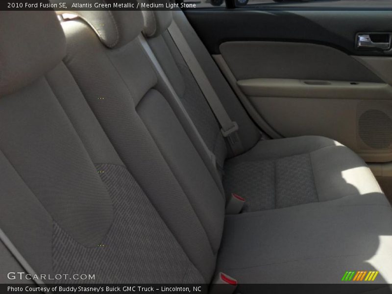 Atlantis Green Metallic / Medium Light Stone 2010 Ford Fusion SE