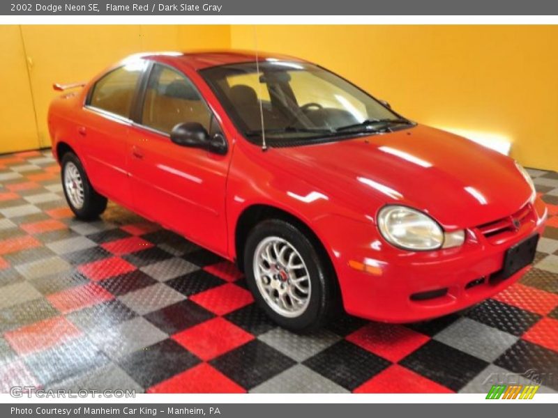 Flame Red / Dark Slate Gray 2002 Dodge Neon SE