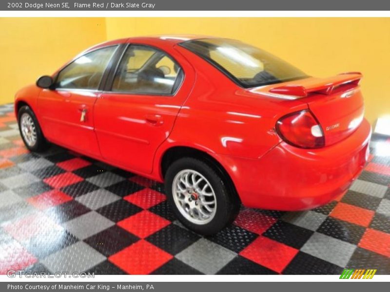 Flame Red / Dark Slate Gray 2002 Dodge Neon SE