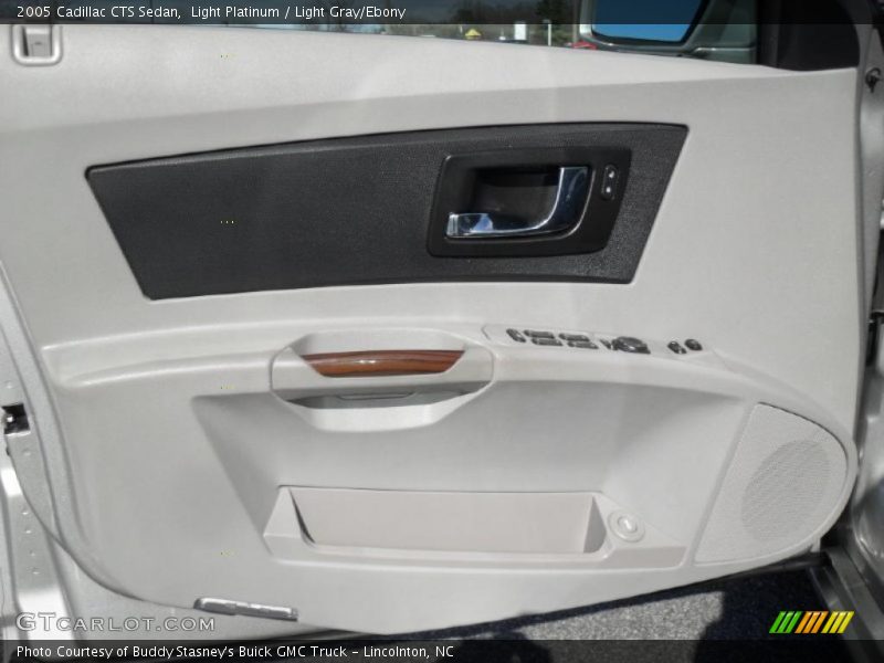 Light Platinum / Light Gray/Ebony 2005 Cadillac CTS Sedan