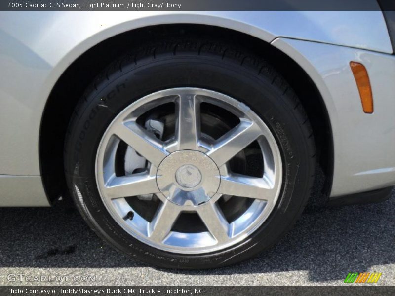 Light Platinum / Light Gray/Ebony 2005 Cadillac CTS Sedan