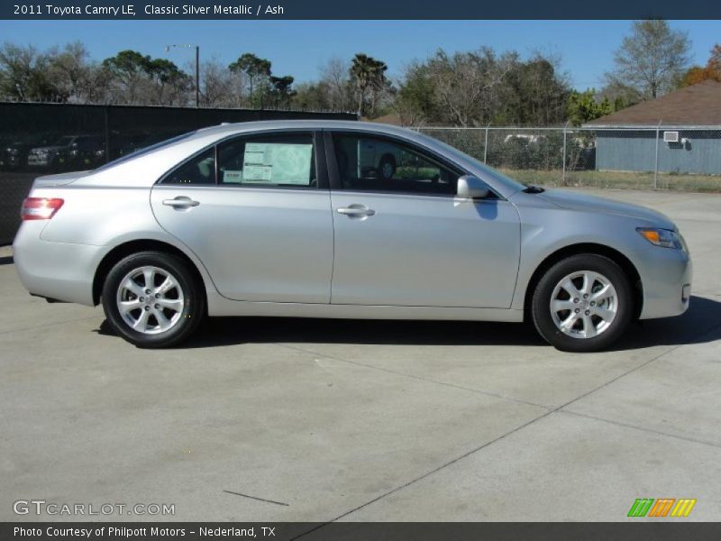 Classic Silver Metallic / Ash 2011 Toyota Camry LE