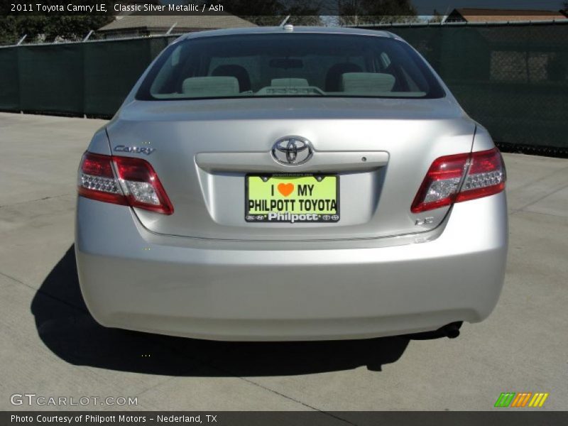 Classic Silver Metallic / Ash 2011 Toyota Camry LE