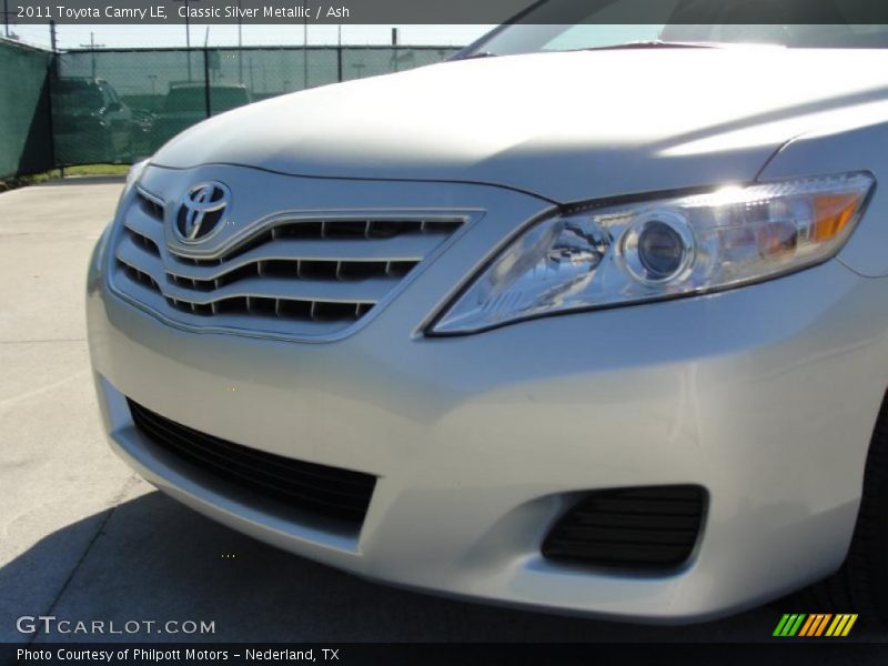 Classic Silver Metallic / Ash 2011 Toyota Camry LE