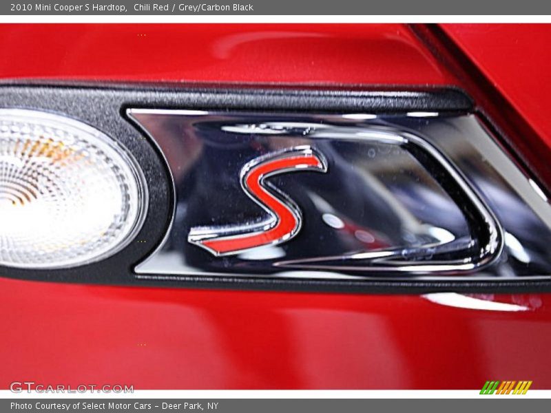 Chili Red / Grey/Carbon Black 2010 Mini Cooper S Hardtop