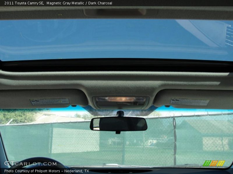 Magnetic Gray Metallic / Dark Charcoal 2011 Toyota Camry SE