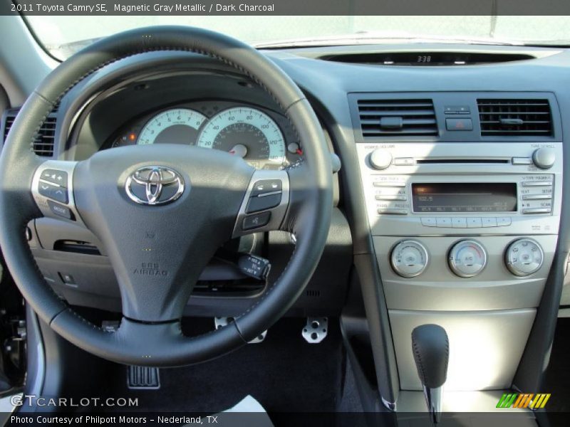Magnetic Gray Metallic / Dark Charcoal 2011 Toyota Camry SE