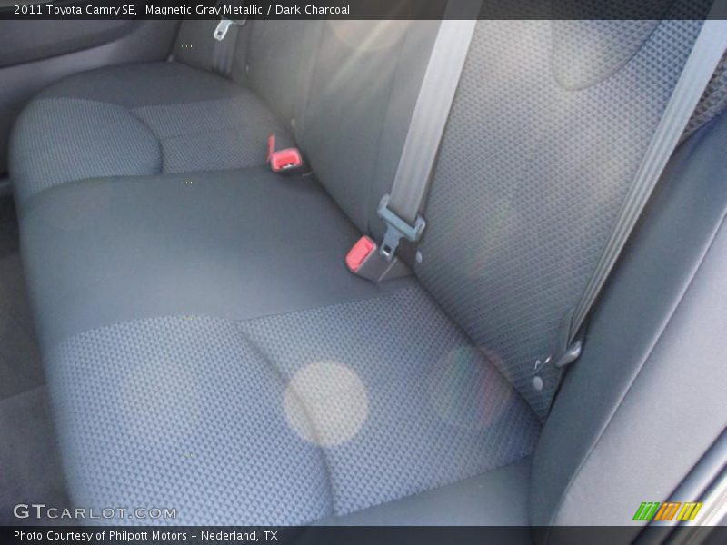Magnetic Gray Metallic / Dark Charcoal 2011 Toyota Camry SE