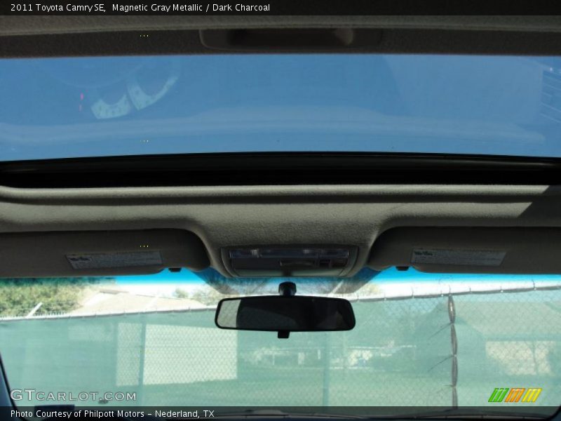 Magnetic Gray Metallic / Dark Charcoal 2011 Toyota Camry SE