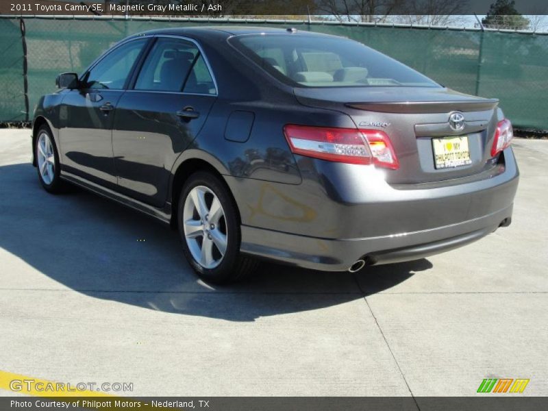 Magnetic Gray Metallic / Ash 2011 Toyota Camry SE