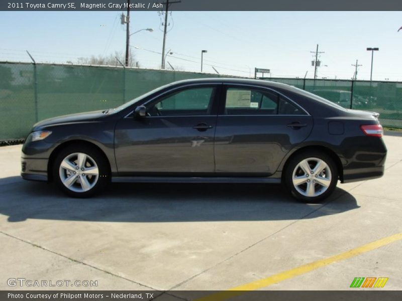 Magnetic Gray Metallic / Ash 2011 Toyota Camry SE