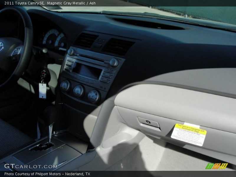 Magnetic Gray Metallic / Ash 2011 Toyota Camry SE