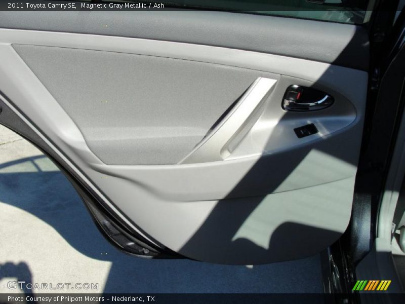 Magnetic Gray Metallic / Ash 2011 Toyota Camry SE