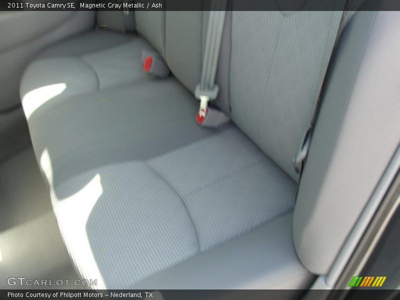 Magnetic Gray Metallic / Ash 2011 Toyota Camry SE