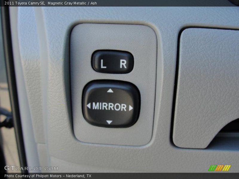 Magnetic Gray Metallic / Ash 2011 Toyota Camry SE