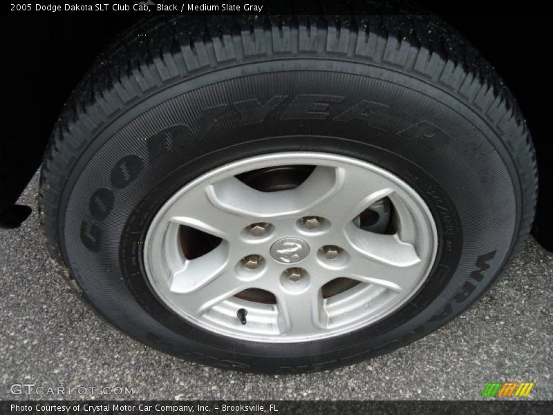  2005 Dakota SLT Club Cab Wheel