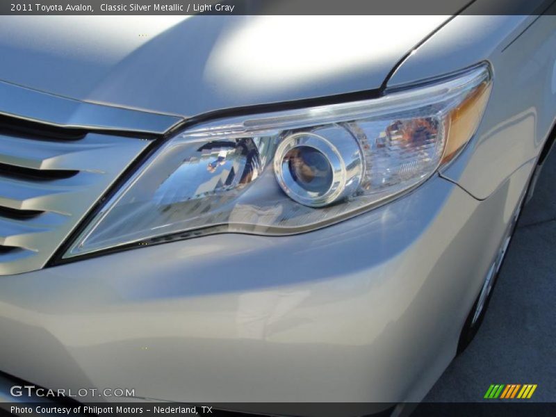 Classic Silver Metallic / Light Gray 2011 Toyota Avalon