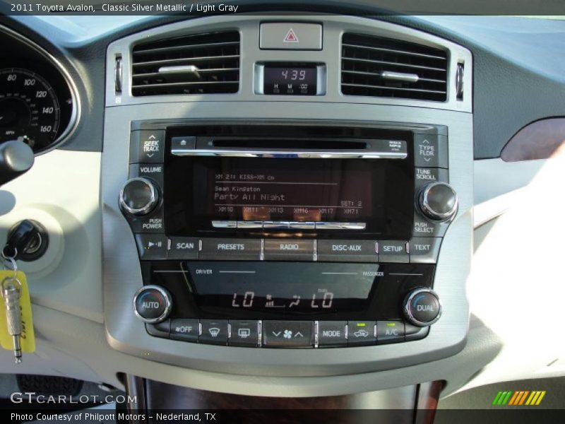 Classic Silver Metallic / Light Gray 2011 Toyota Avalon
