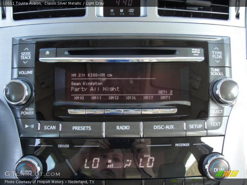 Classic Silver Metallic / Light Gray 2011 Toyota Avalon