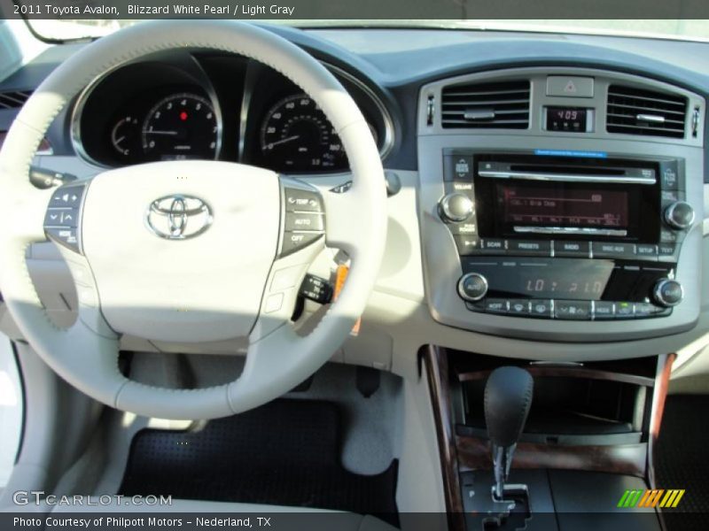 Blizzard White Pearl / Light Gray 2011 Toyota Avalon