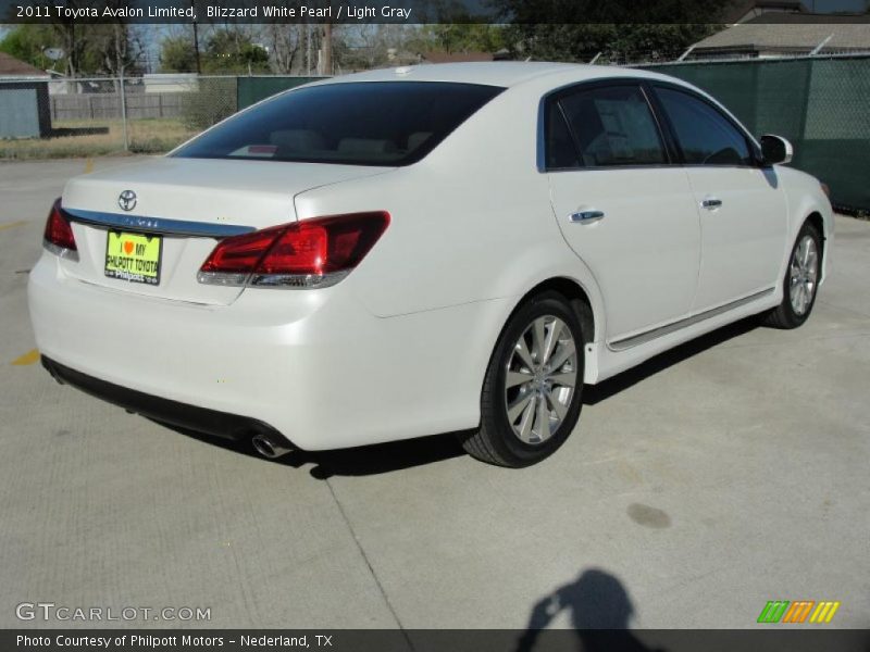 Blizzard White Pearl / Light Gray 2011 Toyota Avalon Limited