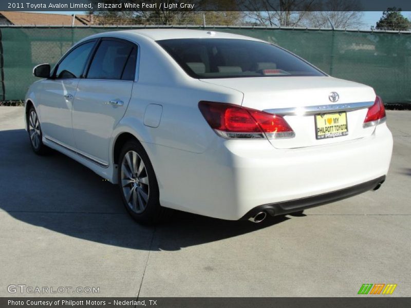 Blizzard White Pearl / Light Gray 2011 Toyota Avalon Limited