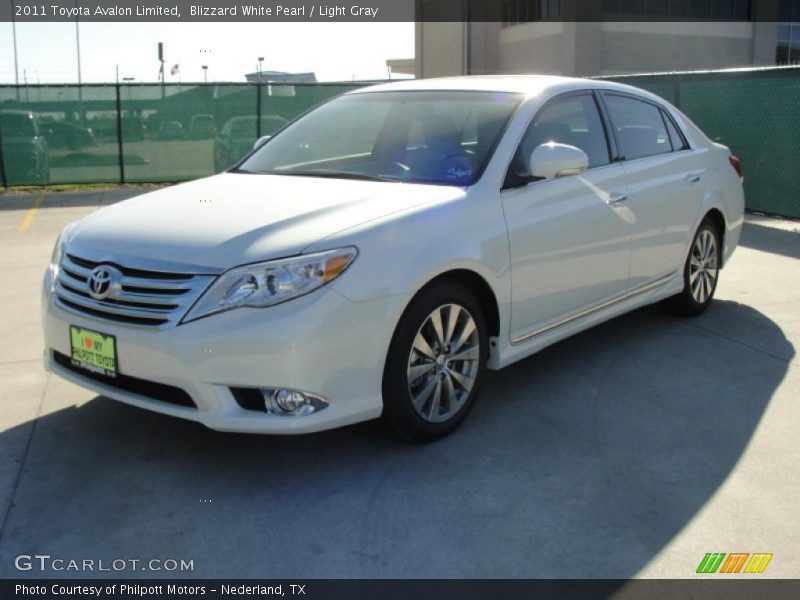 Blizzard White Pearl / Light Gray 2011 Toyota Avalon Limited