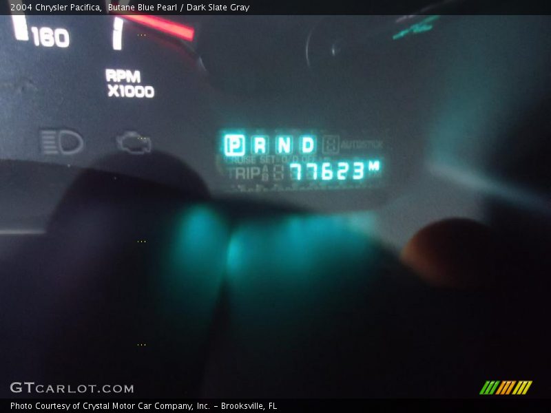 Butane Blue Pearl / Dark Slate Gray 2004 Chrysler Pacifica