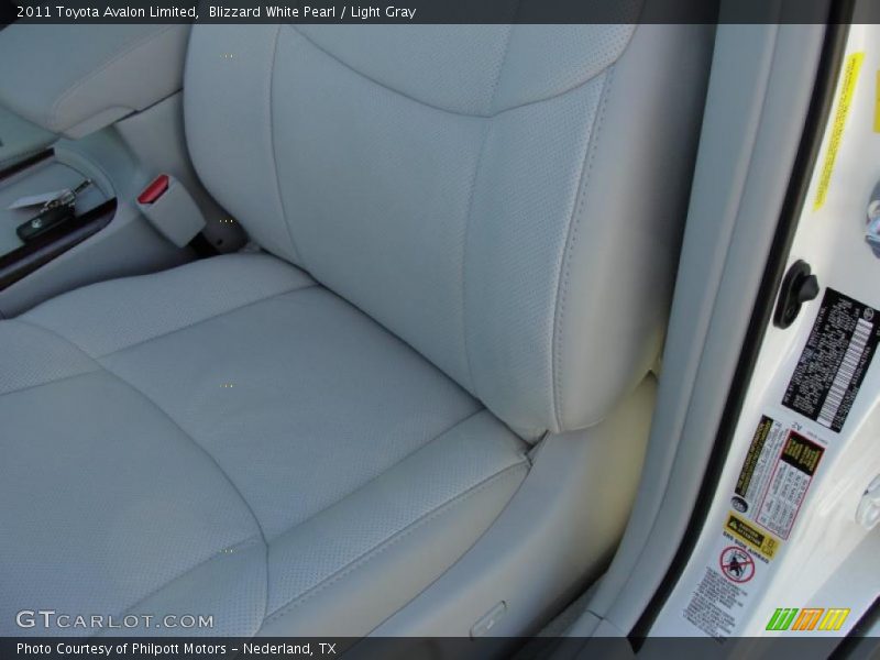 Blizzard White Pearl / Light Gray 2011 Toyota Avalon Limited