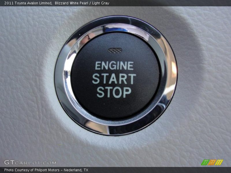 Blizzard White Pearl / Light Gray 2011 Toyota Avalon Limited