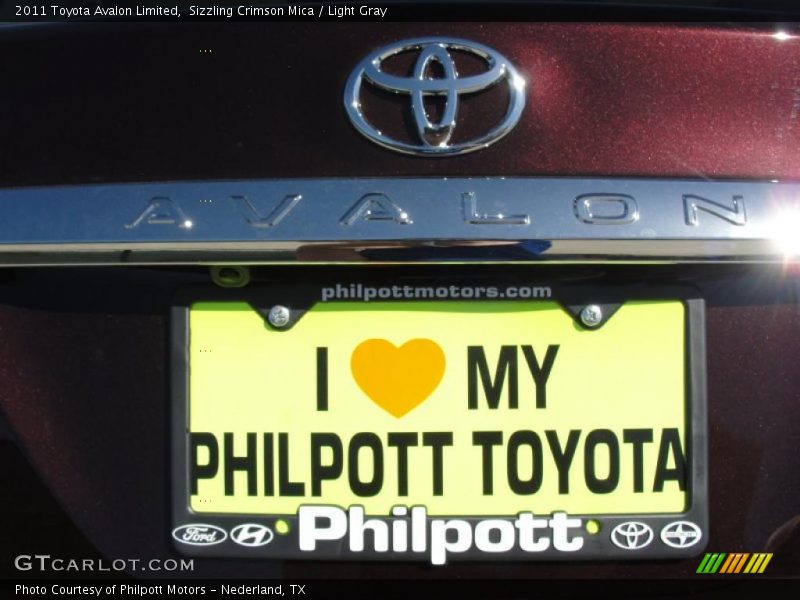 Sizzling Crimson Mica / Light Gray 2011 Toyota Avalon Limited