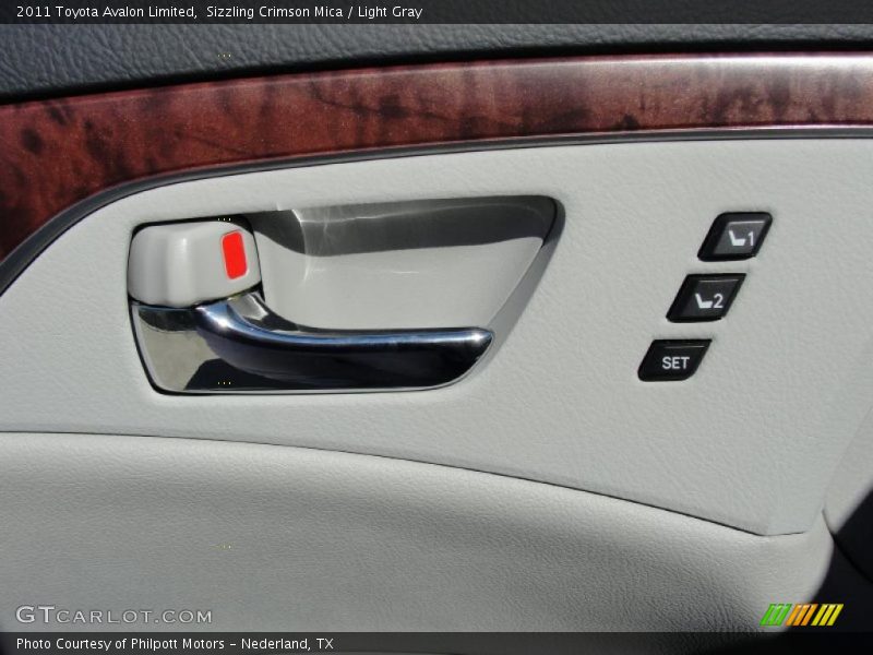 Sizzling Crimson Mica / Light Gray 2011 Toyota Avalon Limited