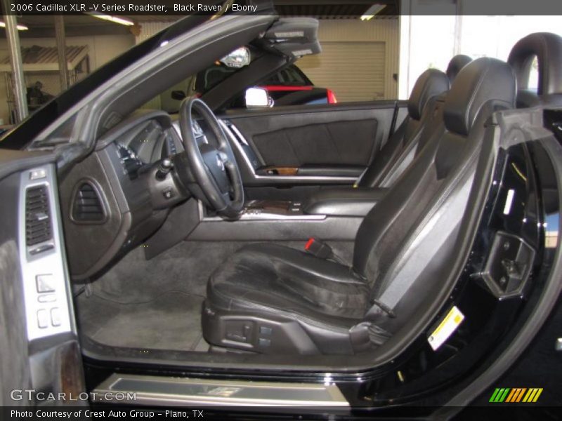  2006 XLR -V Series Roadster Ebony Interior