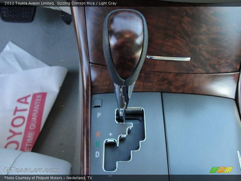 Sizzling Crimson Mica / Light Gray 2011 Toyota Avalon Limited