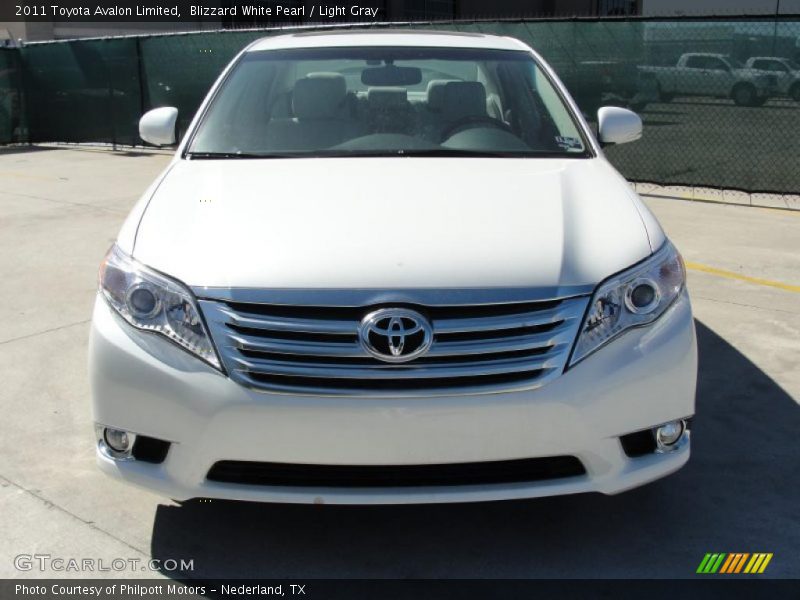 Blizzard White Pearl / Light Gray 2011 Toyota Avalon Limited