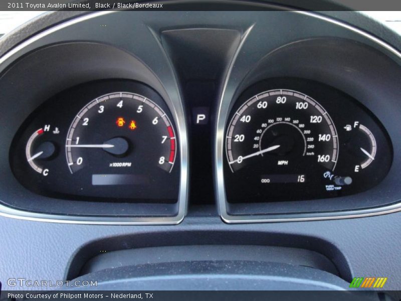 Black / Black/Bordeaux 2011 Toyota Avalon Limited