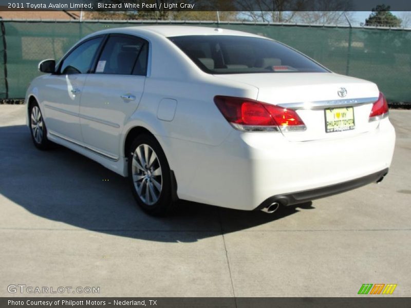 Blizzard White Pearl / Light Gray 2011 Toyota Avalon Limited