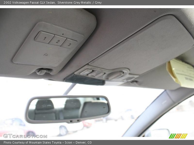 Silverstone Grey Metallic / Grey 2002 Volkswagen Passat GLX Sedan