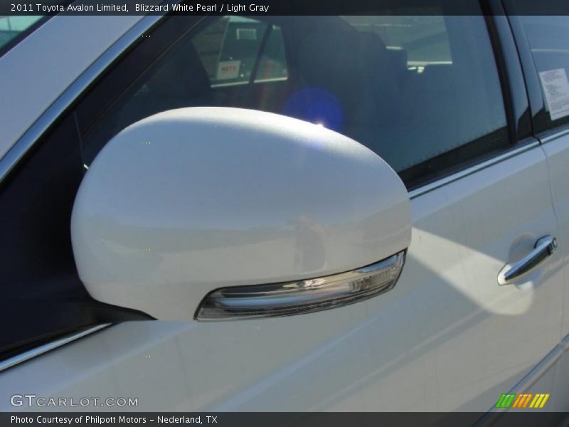 Blizzard White Pearl / Light Gray 2011 Toyota Avalon Limited