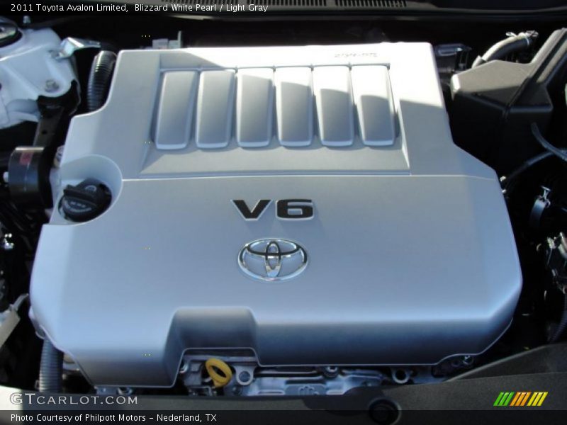 Blizzard White Pearl / Light Gray 2011 Toyota Avalon Limited