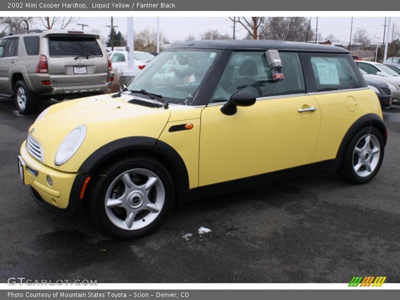 Liquid Yellow / Panther Black 2002 Mini Cooper Hardtop